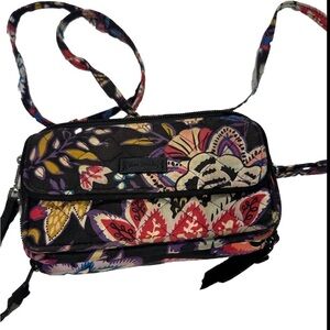 Vera Bradley Cross Body Wallet - Vera Bradley - Pre Loved - Wallet With Zippers